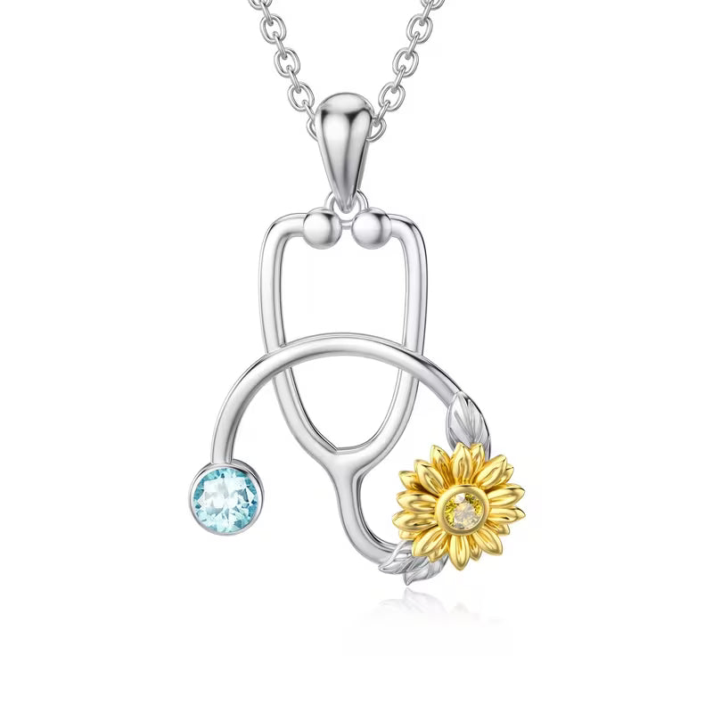 Collana Stetoscopio Margherita in Argento placcato Oro Bianco con Pietra Portafortuna