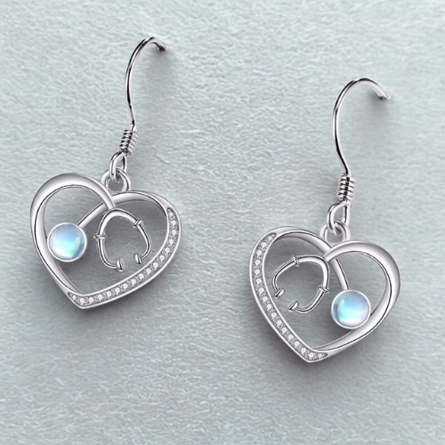 Orecchini Cuore Stetoscopio con Pietra Portafortuna in Argento