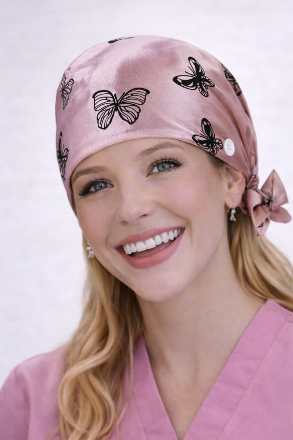 Cuffietta Chirurgica Rosa Satinata con Farfalle per Infermieri, Medici, Chirurghi, Operatori Sanitari
