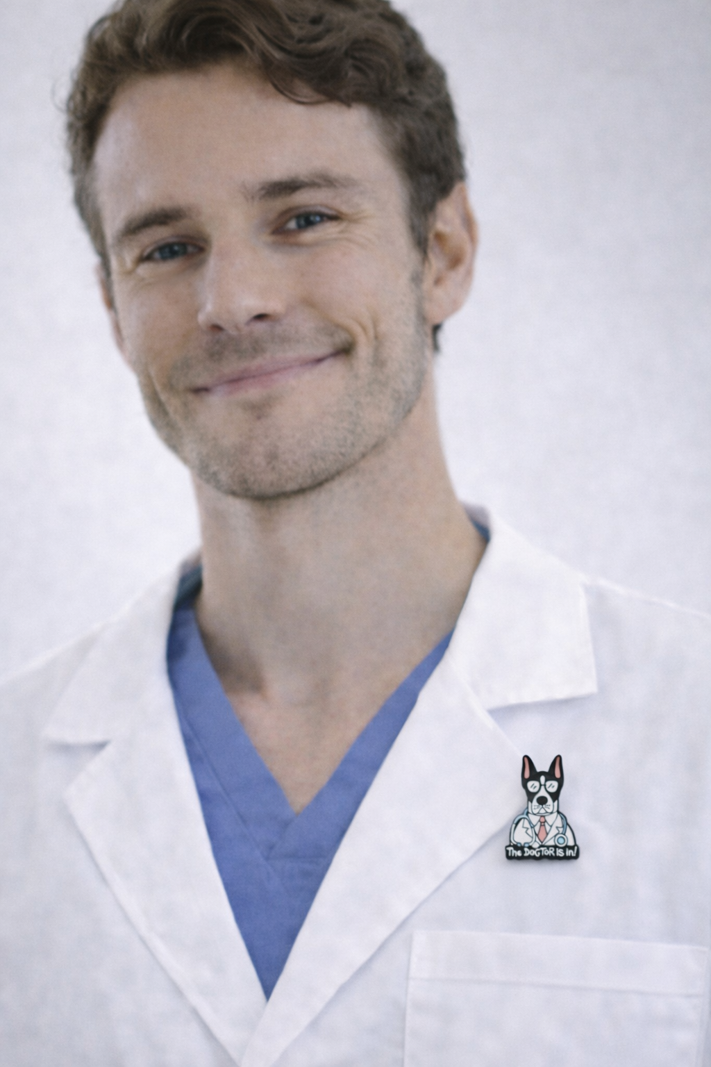 Spilla The Dogtor Is In! per Medici, Chirurghi, Dottori